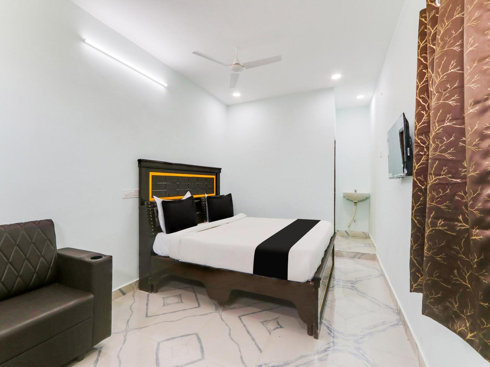 Hotel O Eashan Inn Warangal Ngoại thất bức ảnh