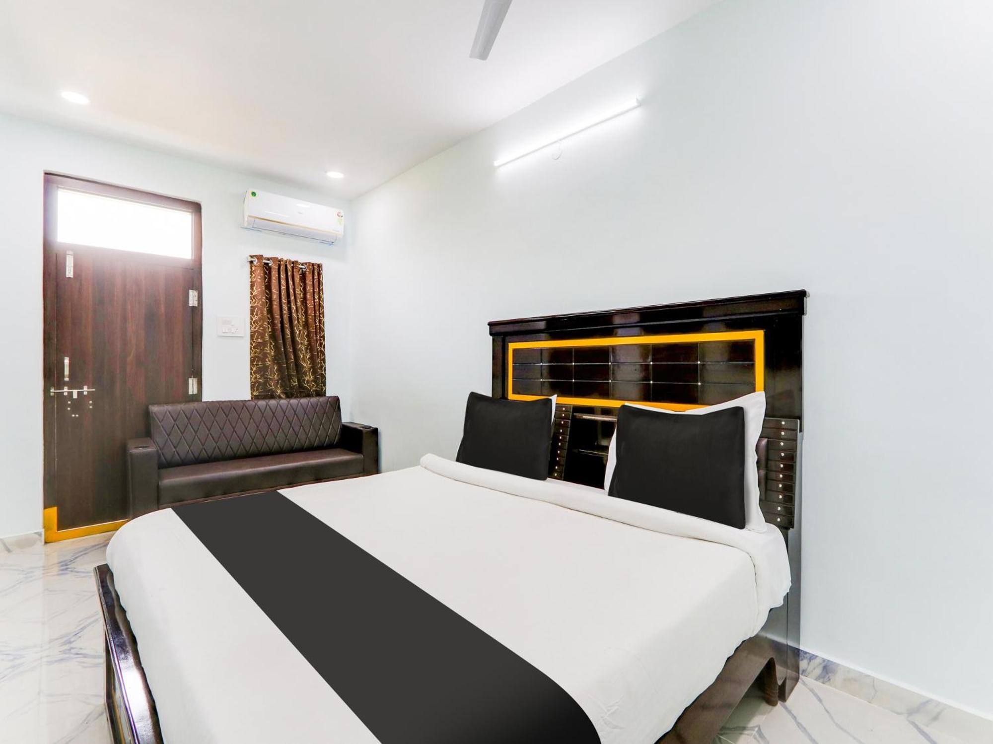 Hotel O Eashan Inn Warangal Ngoại thất bức ảnh